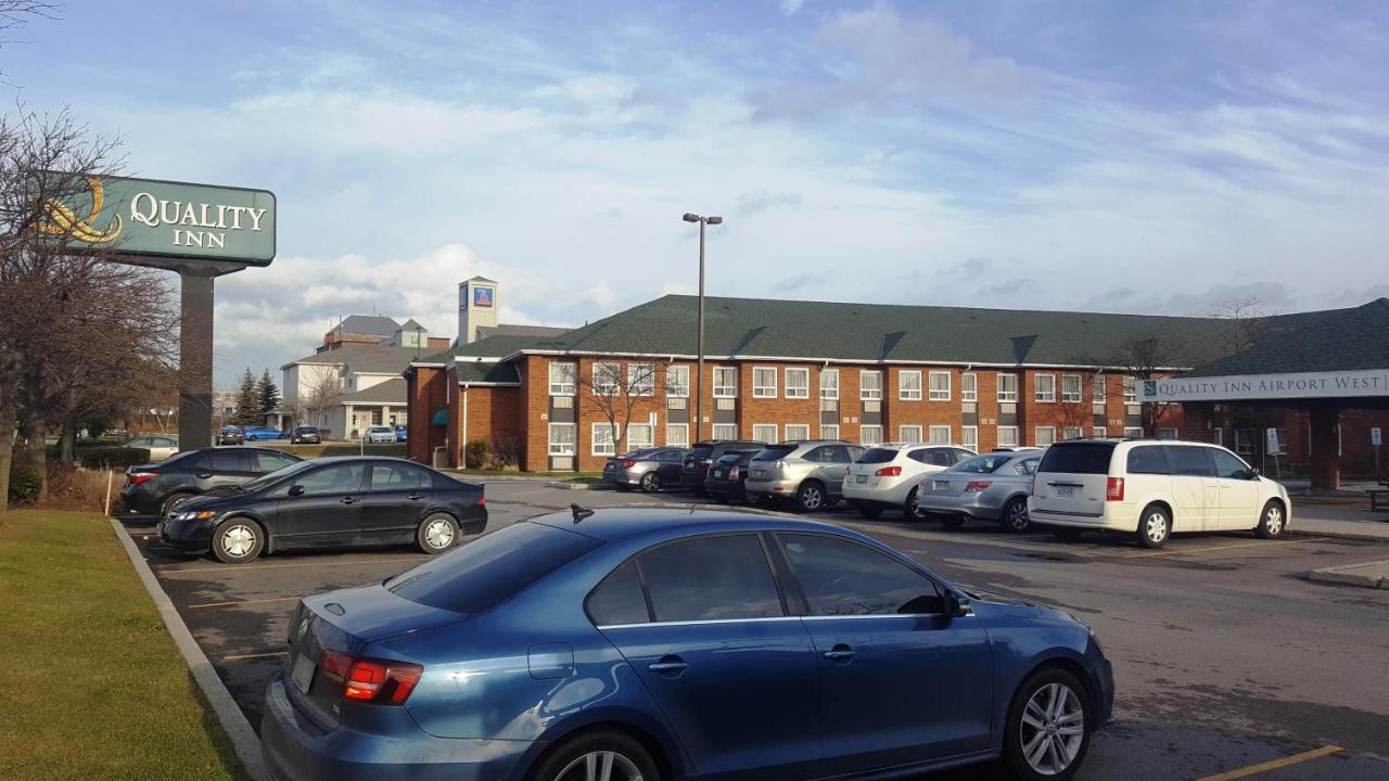 Quality Inn Airport West Місісаґа Екстер'єр фото