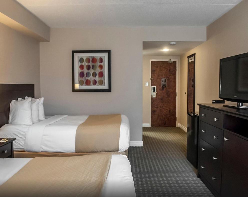 Quality Inn Airport West Місісаґа Екстер'єр фото