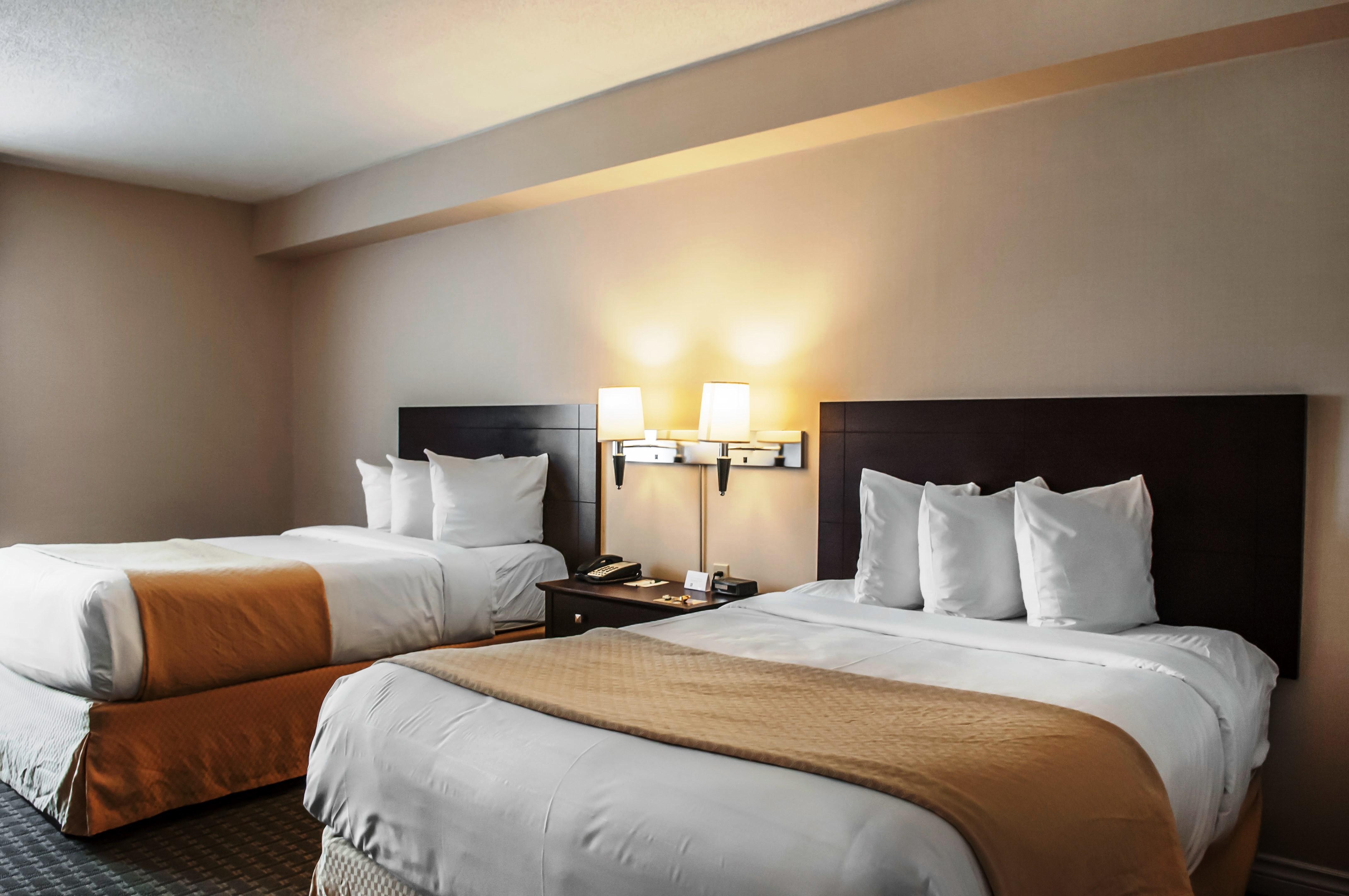 Quality Inn Airport West Місісаґа Екстер'єр фото