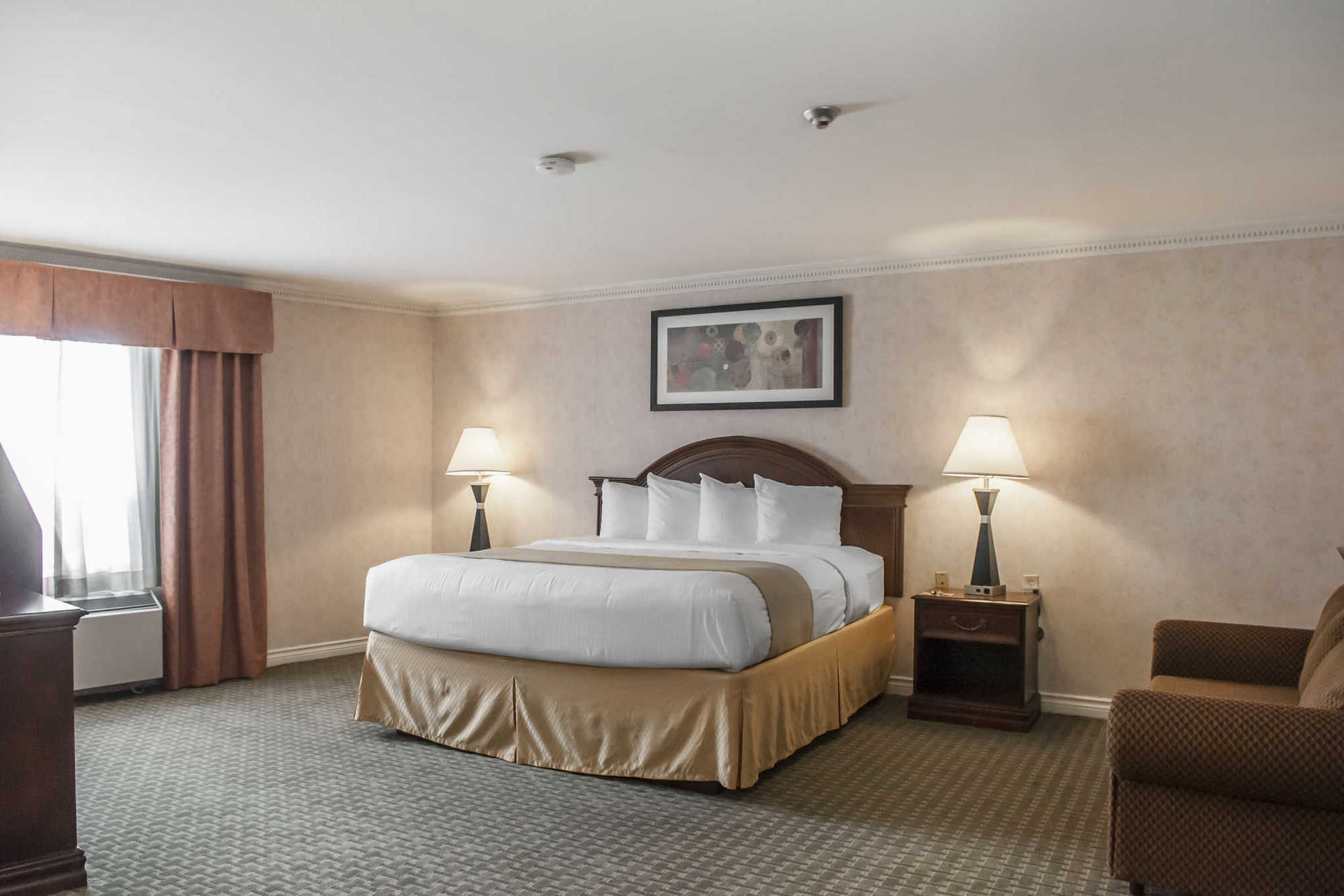 Quality Inn Airport West Місісаґа Номер фото